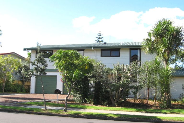 Photo of property in 36 Spinnaker Drive, Te Atatu Peninsula, Auckland, 0610