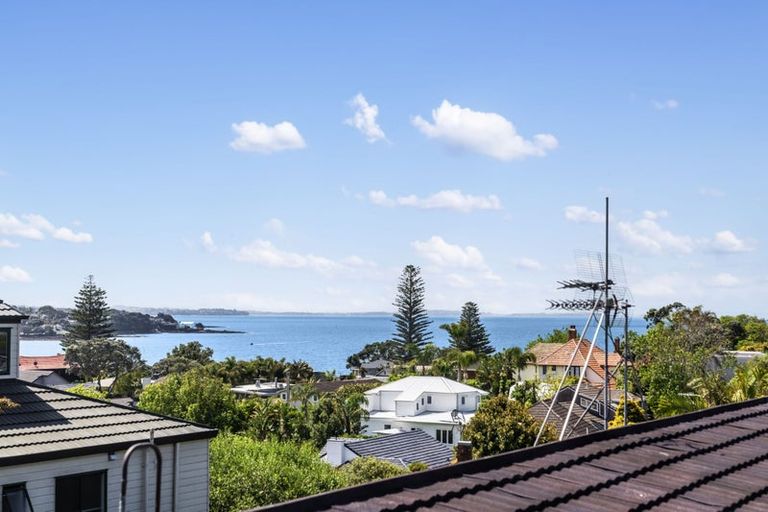 Photo of property in 1/264 Lake Road, Hauraki, Auckland, 0622