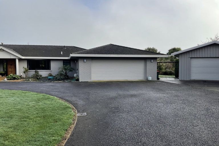 Photo of property in 1343 Devon Road, Brixton, Waitara, 4382