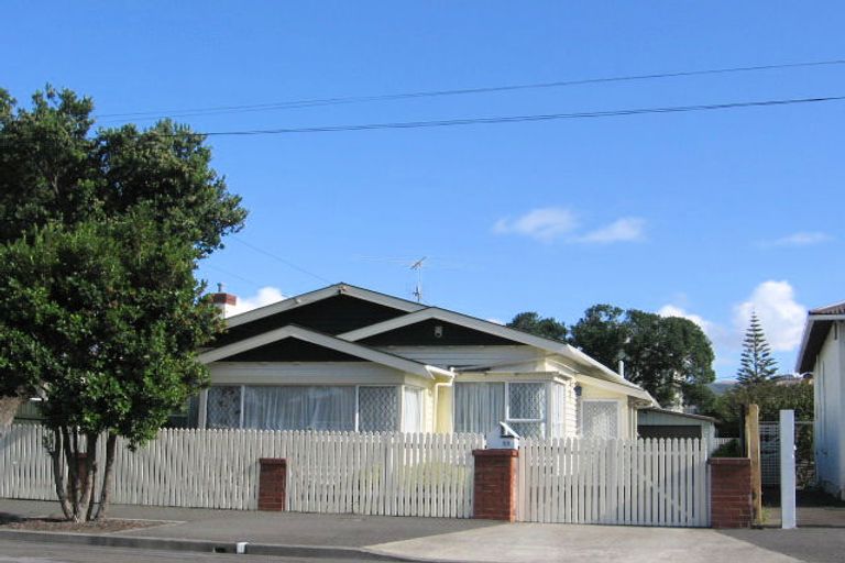Photo of property in 21 Collins Street, Petone, Lower Hutt, 5012