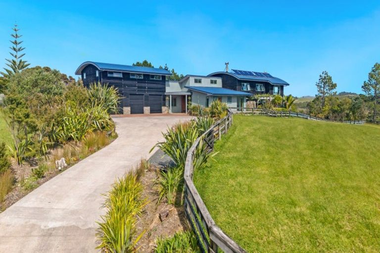 Photo of property in 51 Caprine Road, Waipapa, 0295