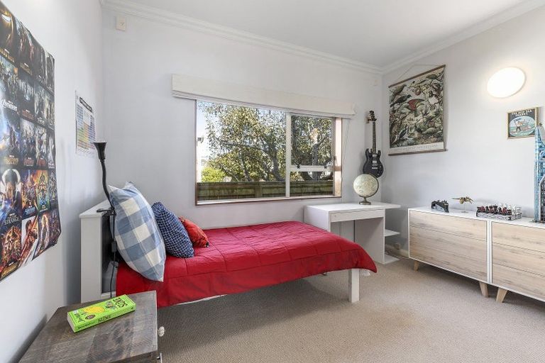 Photo of property in 3 Argentine Avenue, Miramar, Wellington, 6022