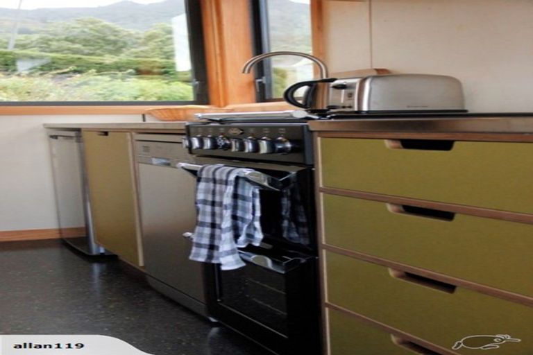 Photo of property in 106 Aramoana Road, Deborah Bay, Port Chalmers, 9082