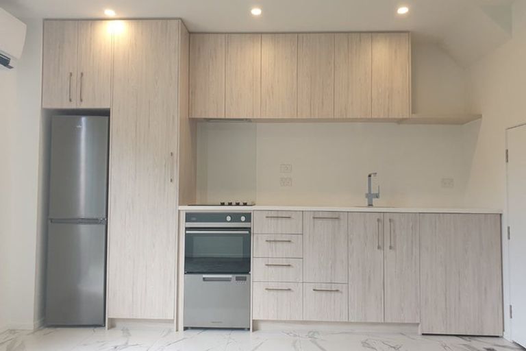 Photo of property in 3/33 Wyon Street, Linwood, Christchurch, 8062