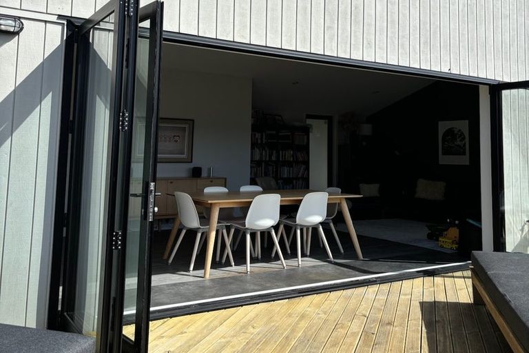 Photo of property in 89 Totara Road, Miramar, Wellington, 6022