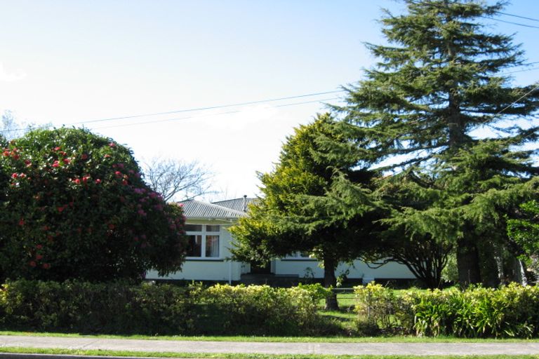 Photo of property in 7 Grey Street, Marton, 4710