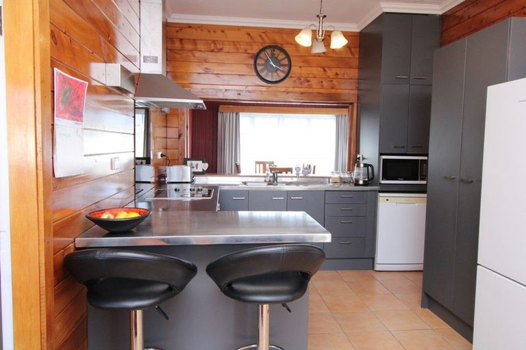 Photo of property in 46 Barraud Street, Dannevirke, 4930