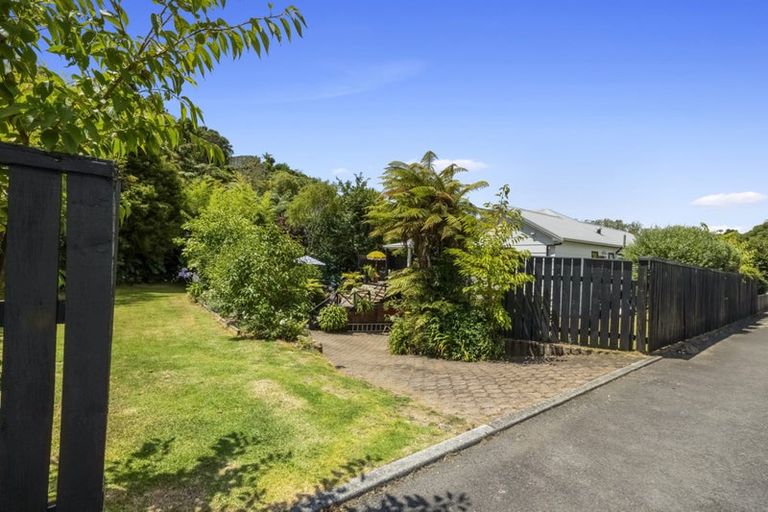Photo of property in 19 Thames Street, Welbourn, New Plymouth, 4310
