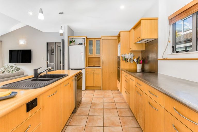 Photo of property in 16 Calcutta Street, Khandallah, Wellington, 6035