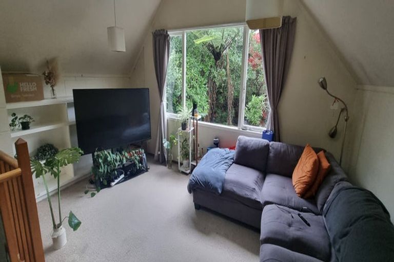 Photo of property in 1/74 Oban Street, Wadestown, Wellington, 6012