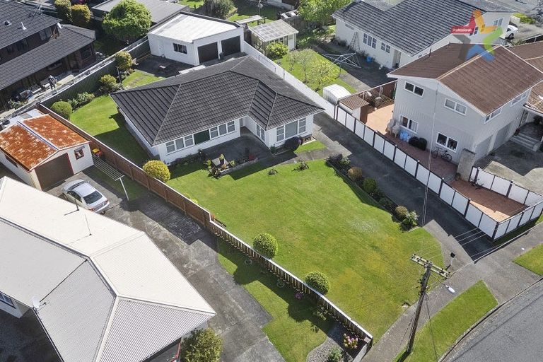 Photo of property in 33 Rosebank Avenue, Avalon, Lower Hutt, 5011