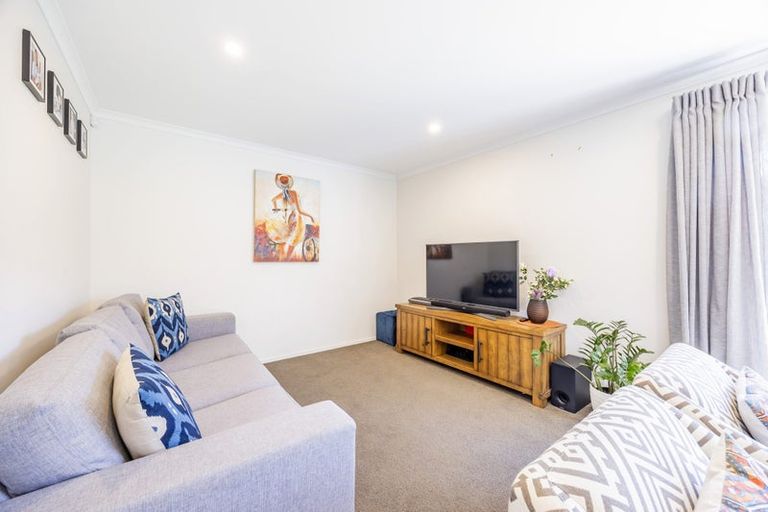 Photo of property in 97 Schoolside Road, Kumeu, 0810