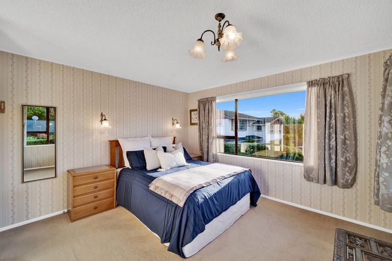 Photo of property in 287 Avonhead Road, Avonhead, Christchurch, 8042