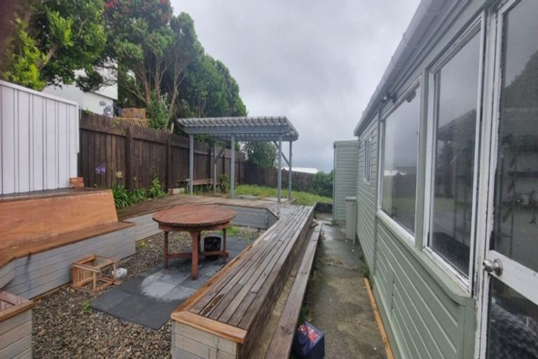 Photo of property in 12 Orchy Crescent, Southgate, Wellington, 6023