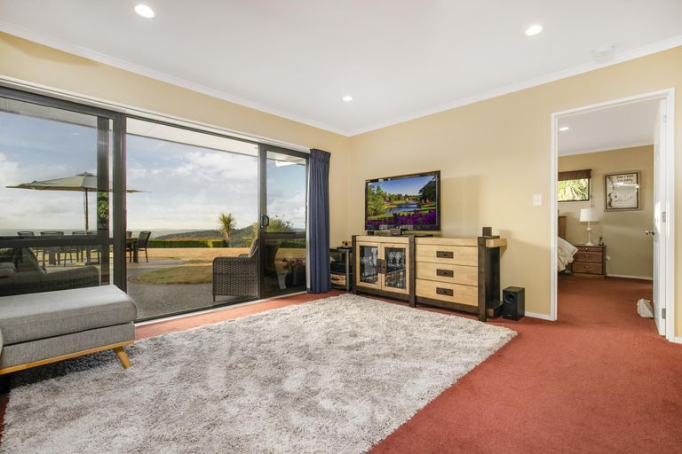Photo of property in 604 Ponga Road, Opaheke, Papakura, 2584