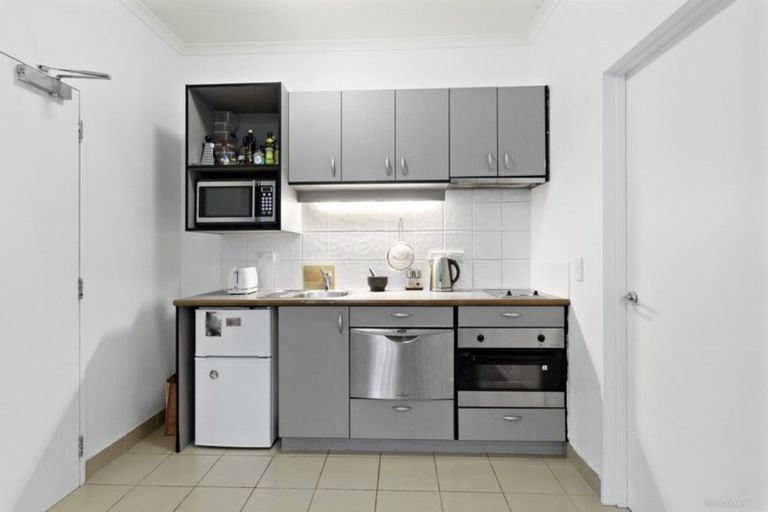 Photo of property in Edward Street Apartments, 52/3 Edward Street, Te Aro, Wellington, 6011