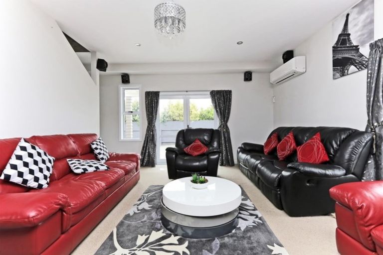 Photo of property in 37 Elliott Crescent, Havelock North, 4130