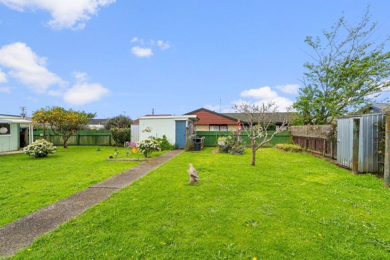 Photo of property in 3 Rugby Street, Levin, 5510