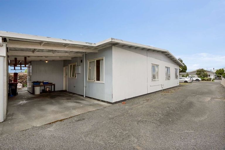 Photo of property in 1/209 Mcleod Street, Camberley, Hastings, 4120