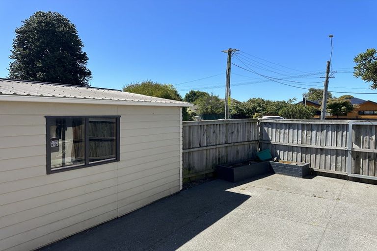 Photo of property in 195 Burwood Road, Burwood, Christchurch, 8083