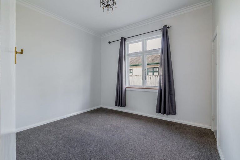 Photo of property in 103 Vogel Street, Roslyn, Palmerston North, 4414