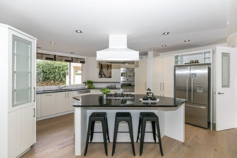 Photo of property in 8 San Clemento Way, Rototuna, Hamilton, 3210