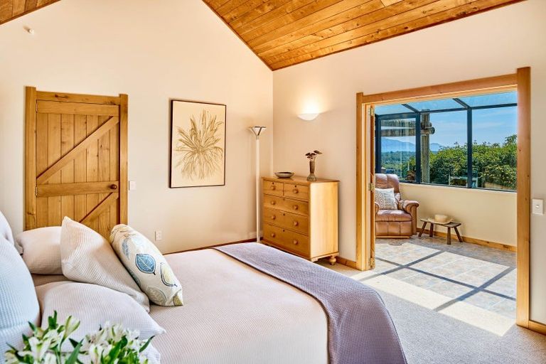 Photo of property in 57 Octavius Road, Peka Peka, Waikanae, 5391