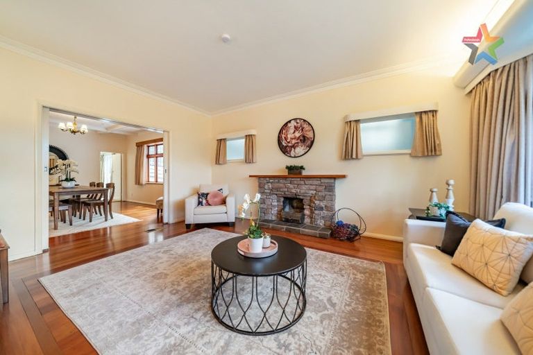 Photo of property in 52 Homewood Avenue, Karori, Wellington, 6012