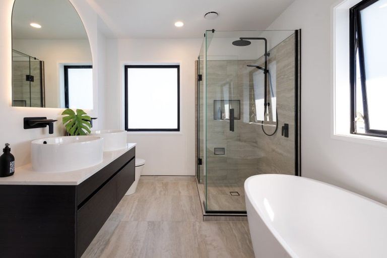 Photo of property in 8 Woodgers Way, Somerville, Auckland, 2014