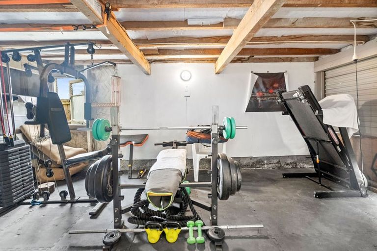 Photo of property in 27 Montgomery Avenue, Onerahi, Whangarei, 0110