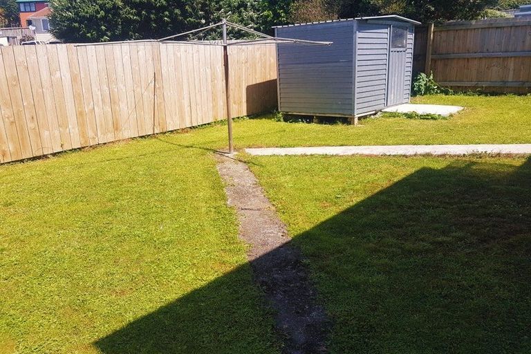 Photo of property in 29a-b Loongana Street, Waitangirua, Porirua, 5024