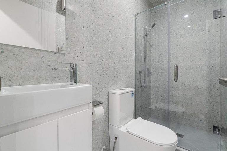 Photo of property in 3/97 Great South Road, Manurewa, Auckland, 2102