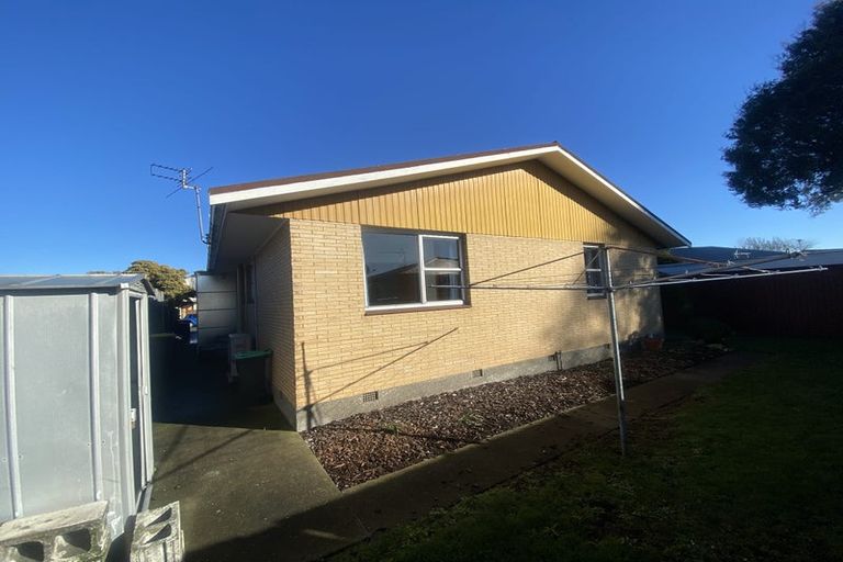 Photo of property in 2/26 Gladson Avenue, Sockburn, Christchurch, 8042