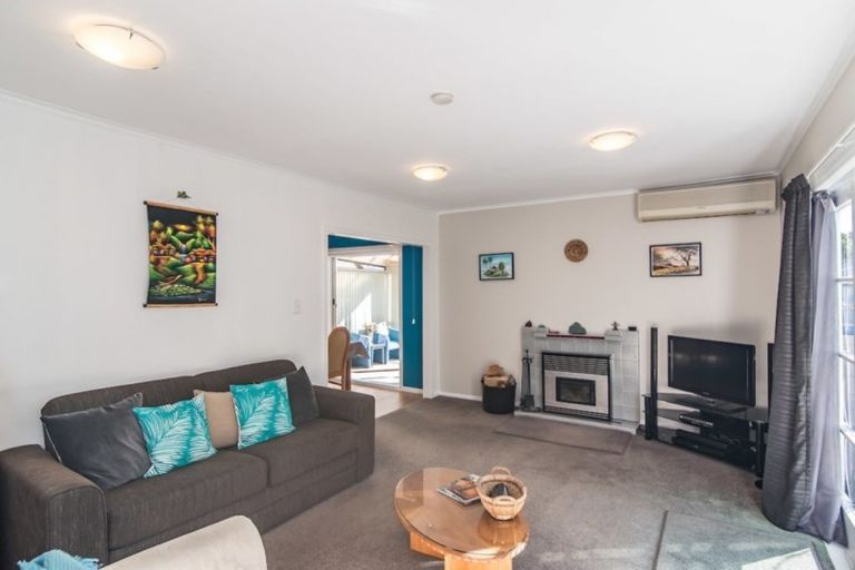 Photo of property in 119 Amohia Street, Paraparaumu, 5032
