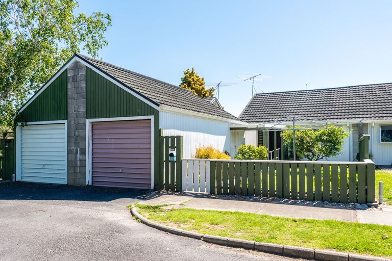 Photo of property in 2 Stevenson Lane, Kaiti, Gisborne, 4010