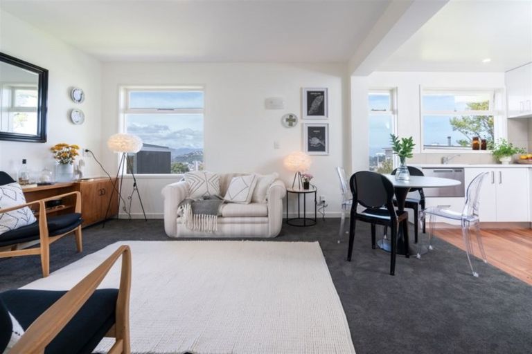 Photo of property in 27 Salamanca Road, Kelburn, Wellington, 6012