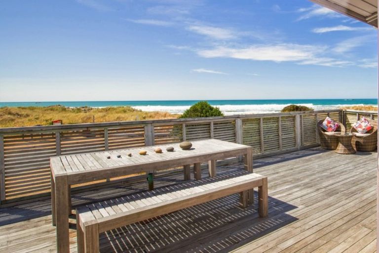 Photo of property in 47 Blue Pacific Parade, Riversdale Beach, Masterton, 5872