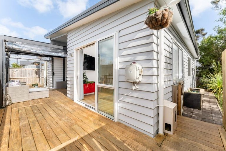 Photo of property in 10 Sauterne Road, Kumeu, 0810