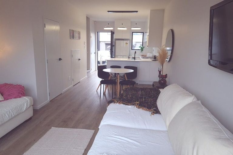 Photo of property in 13 Kiato Lane, Flat Bush, Auckland, 2019