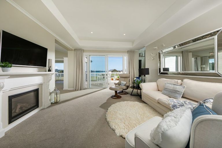 Photo of property in 98 Ahumoana Road, Okura Bush, Albany, 0794