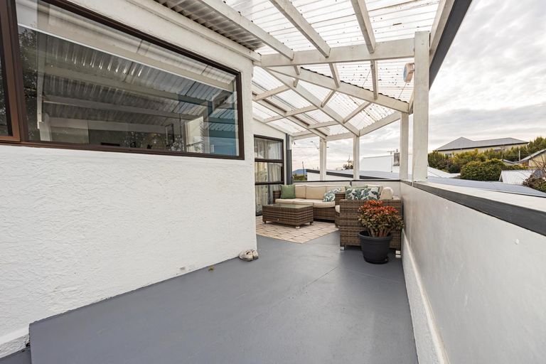 Photo of property in 17a Mersey Street, South Hill, Oamaru, 9400