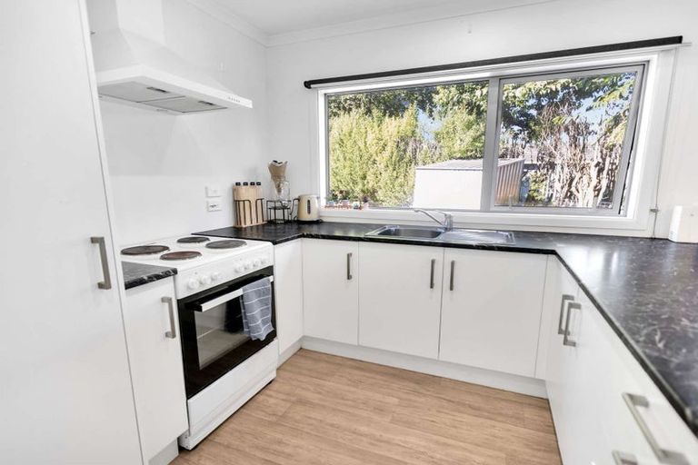 Photo of property in 10 Bay Grove, Pukehangi, Rotorua, 3015