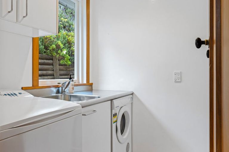 Photo of property in 4 Hackthorne Road, Cashmere, Christchurch, 8022