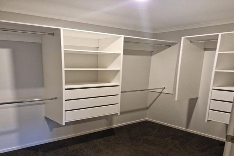 Photo of property in 12 Nukuroa Close, Waitara, 4320