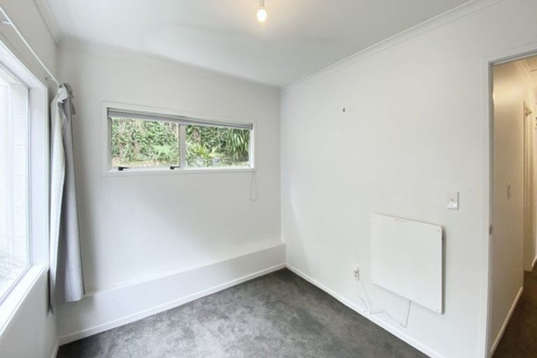 Photo of property in 27 Malters Place, Browns Bay, Auckland, 0630