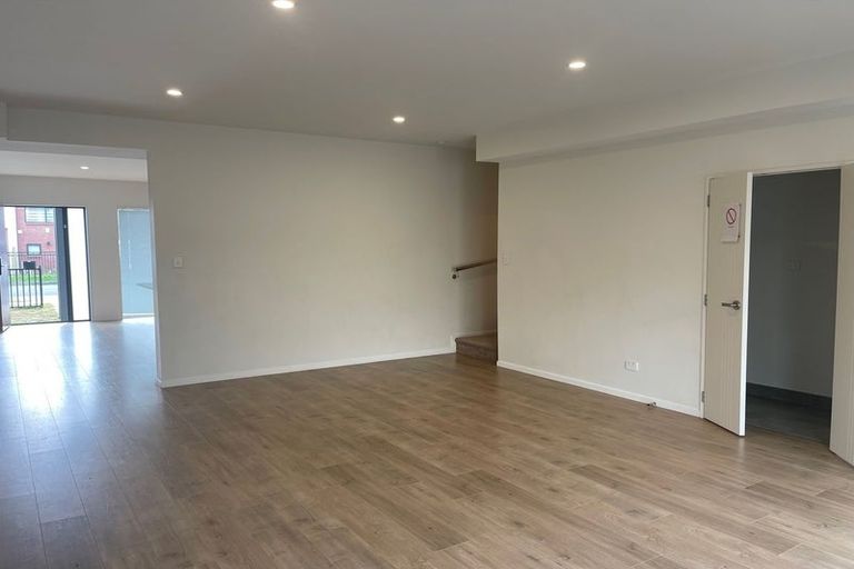 Photo of property in 12 Hearth Street, Flat Bush, Auckland, 2019
