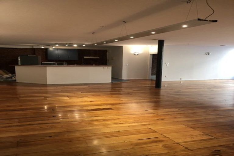 Photo of property in Bond Store Apartments, 8h Egmont Street, Te Aro, Wellington, 6011