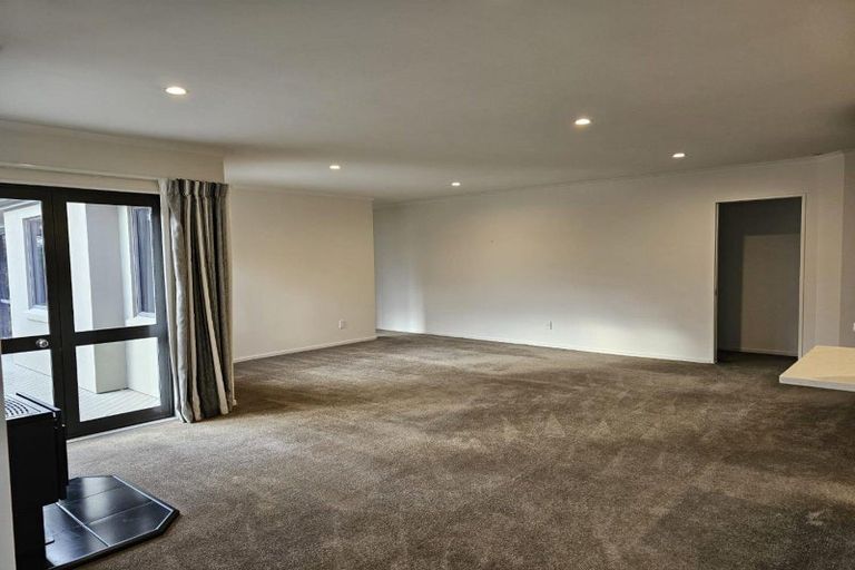Photo of property in 13 Olive Grove, Havelock North, 4130