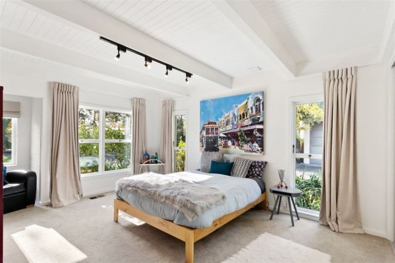 Photo of property in 3 Ashdale Lane, Strowan, Christchurch, 8052