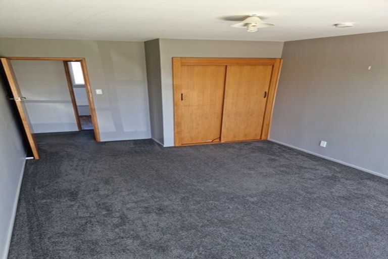 Photo of property in 2/23a Branksome Place, Parklands, Christchurch, 8083